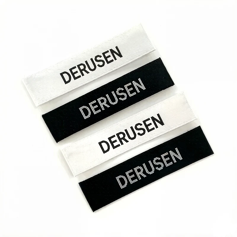 Étiquettes de vêtements